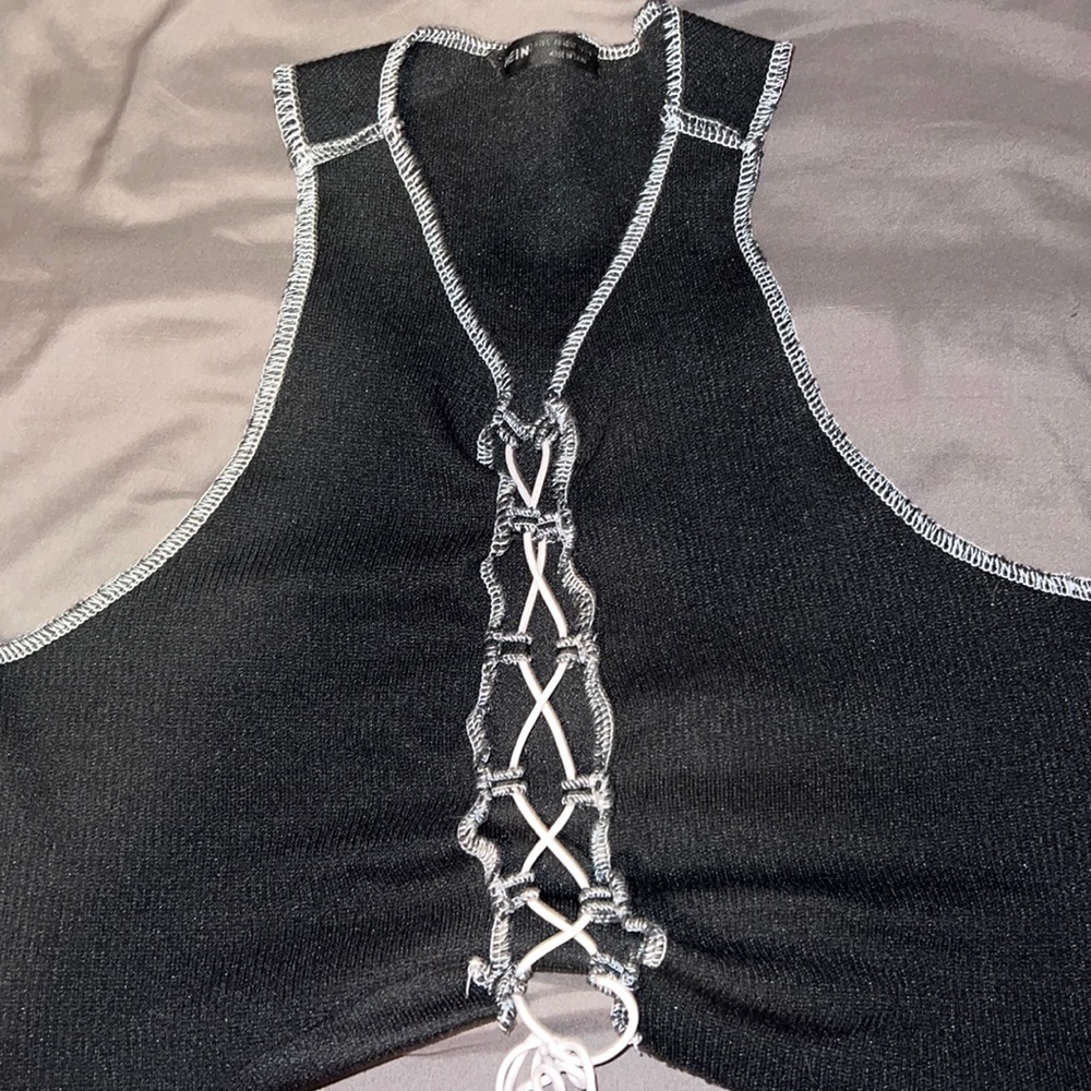 Tied up black crop top